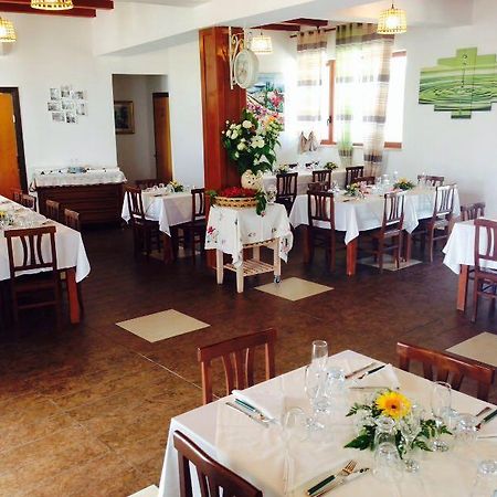 Agriturismo La Ferrovia モルフェッタ エクステリア 写真