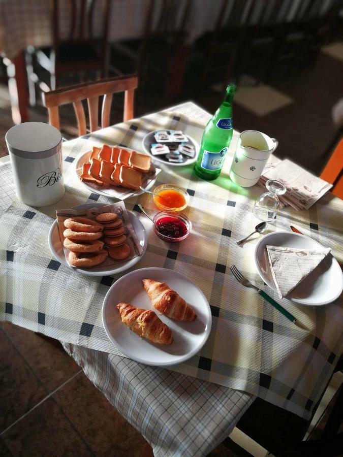 Agriturismo La Ferrovia モルフェッタ エクステリア 写真